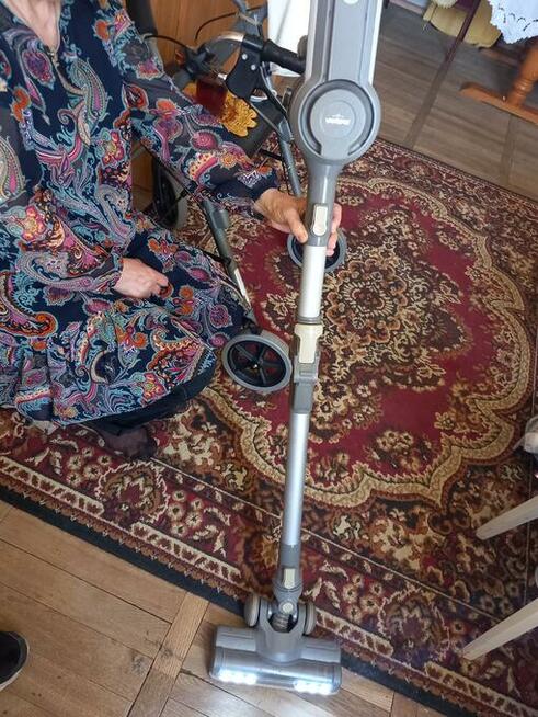 Sprzedam ręczny odkurzacz akumulatorowy Flipiaka Pilne!