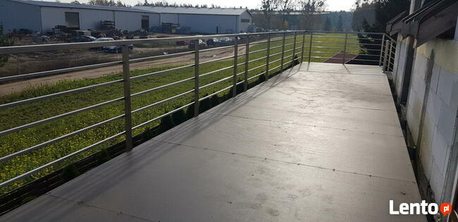 Tarasy i schody na konstrukcji stalowej