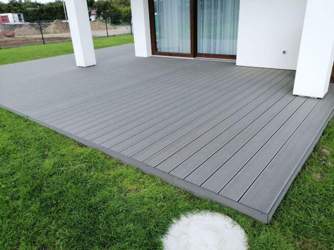 Prace związane z Państwa Dachem