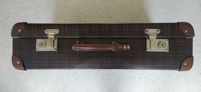 Walizka podróżna z lat 60 tych.