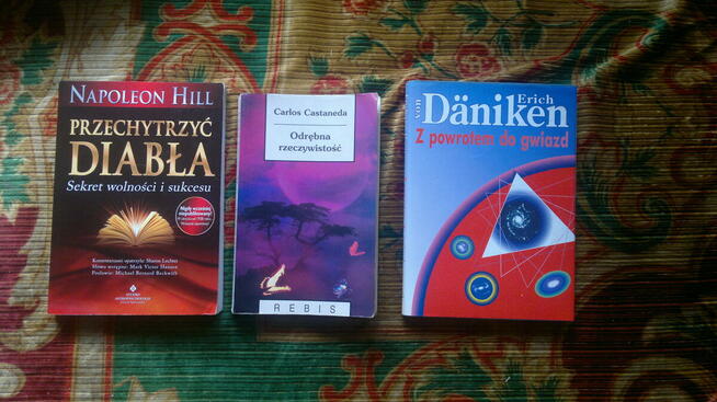 Erich Daniken Z powrotem do gwiazd