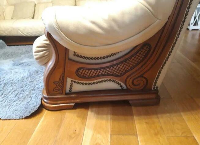 Sprzedam skórzaną, rzeźbioną sofę 3os., 2os. i fotel