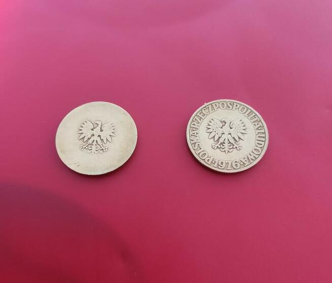 5zł z lat 1975-1979 Destrukt, w slabie śr.24mm 5g mosiądz