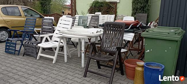 Leżak ogrodowy, krzesło, stół ogrodowy, parasol, poduchy,