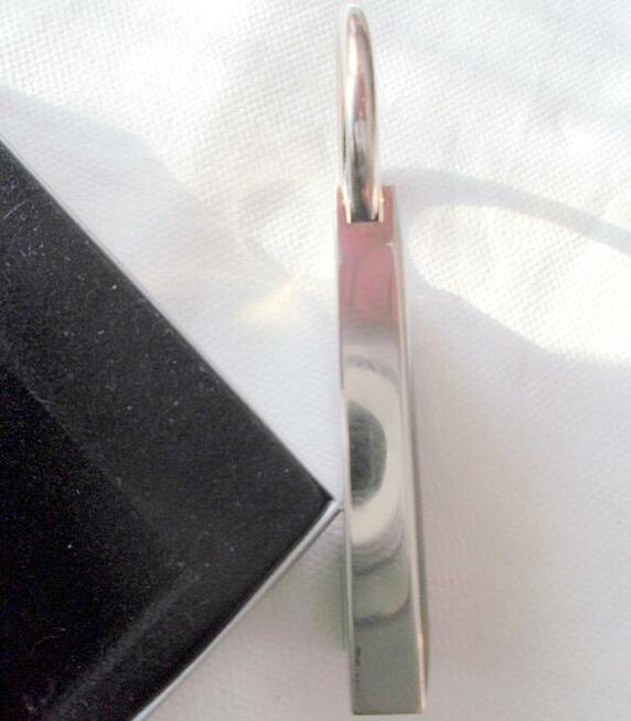 Brelok Breloczek do kluczy VODAFONE-D2 metal chrom elegancki