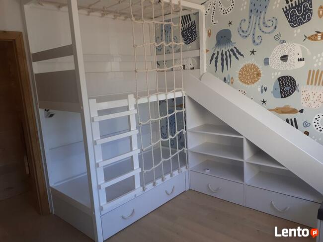 łózko na antresoli 222