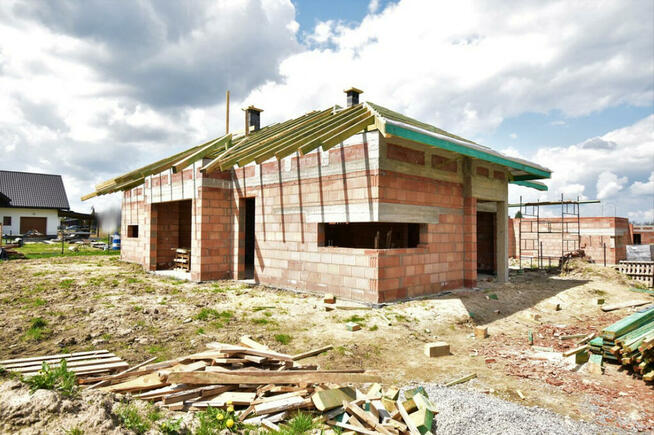 Dom parterowy - Krasne - działka 7,6a! 575-333-769