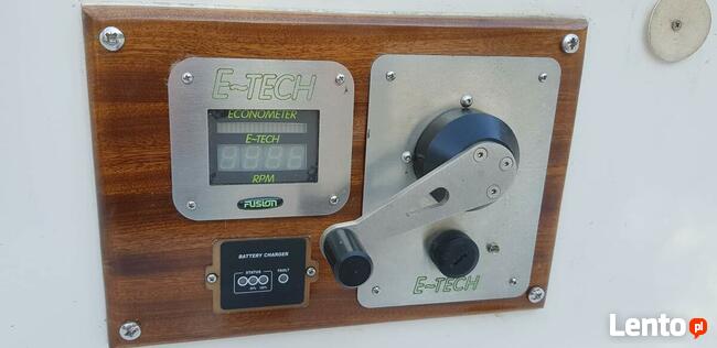 Sprzedam łódz z napędem elektrycznym Viva pestige cabin 600