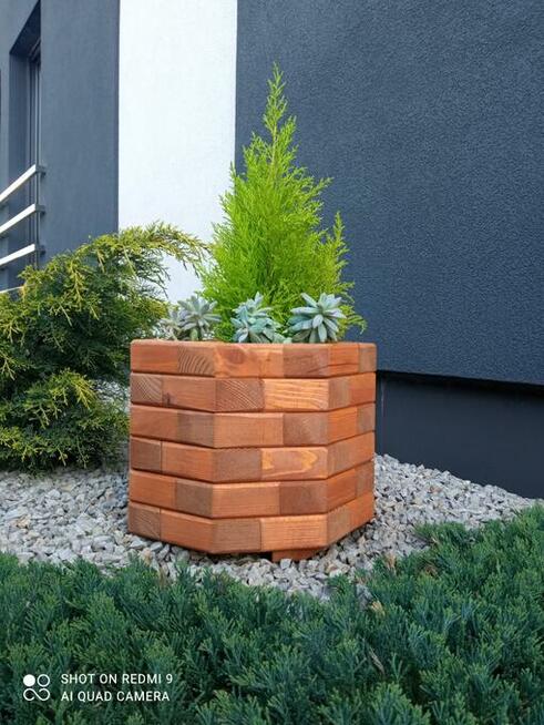 Donica drewniana sosnowa OŚMIOKĄTNA