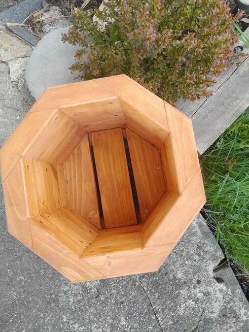 Donica drewniana sosnowa OŚMIOKĄTNA