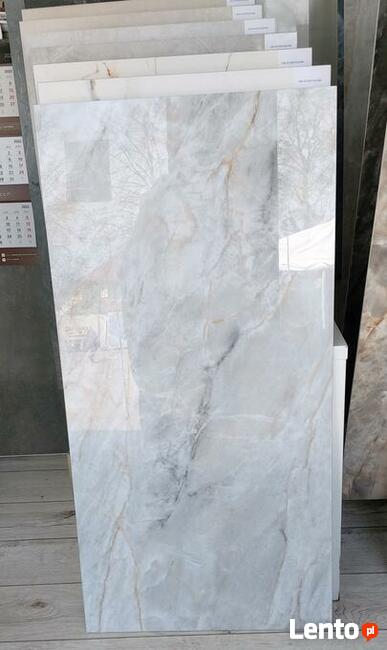 Płytki łazienkowe polerowane 120x60 kamień Brazilian natural