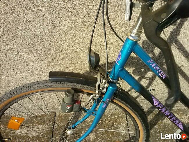 Rower damka 28 cali, przerzutki 410 zł.