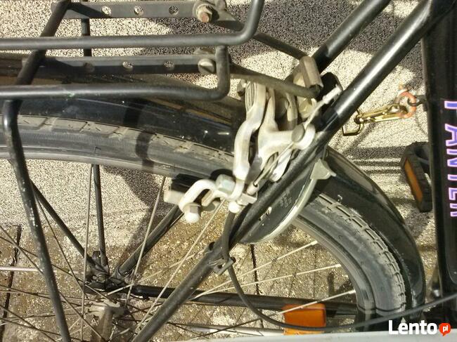 Rower damka 28 cali, przerzutki 410 zł.