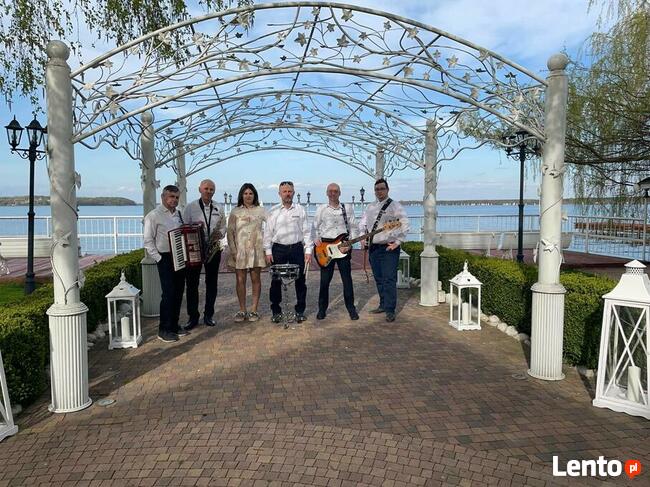 Zespół muzyczny ROOSTERS