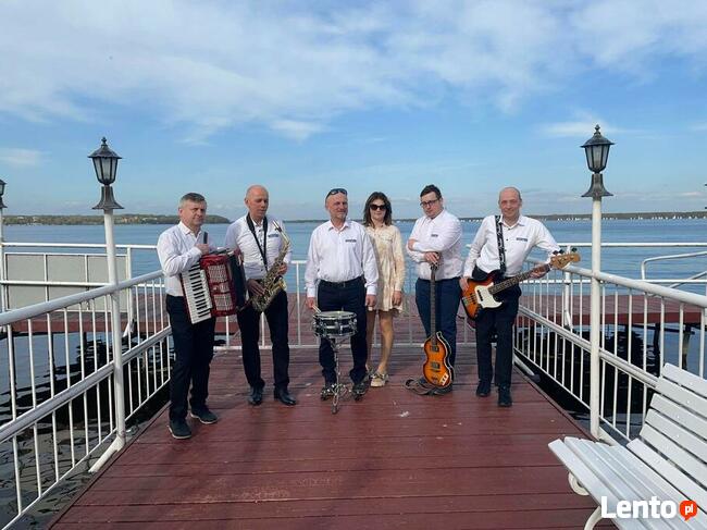 Zespół muzyczny ROOSTERS