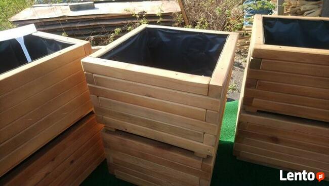 Donice drewniane z kantówki 30x30x20cm, na wymiar