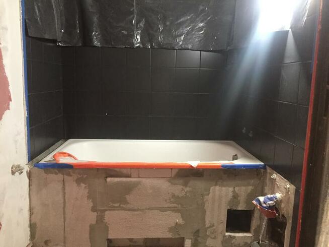 Elektryk wykończenia wnętrz plytki