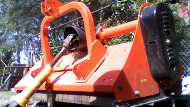 koszenie kosiarka bijakowa