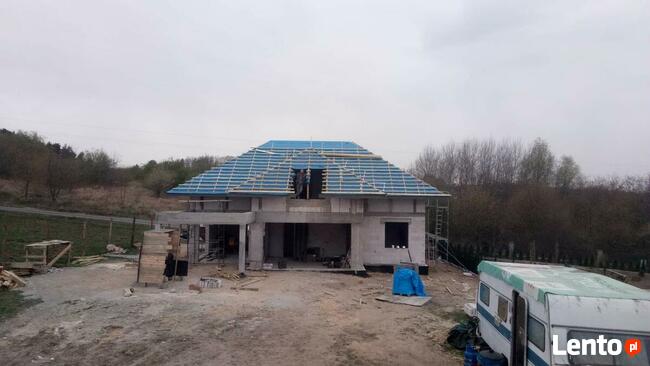 Dachy, Więźby, pokrycia dachowe