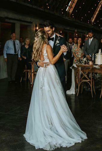 Pierwszy Taniec Dla Zakochanych Par Ślubujacych