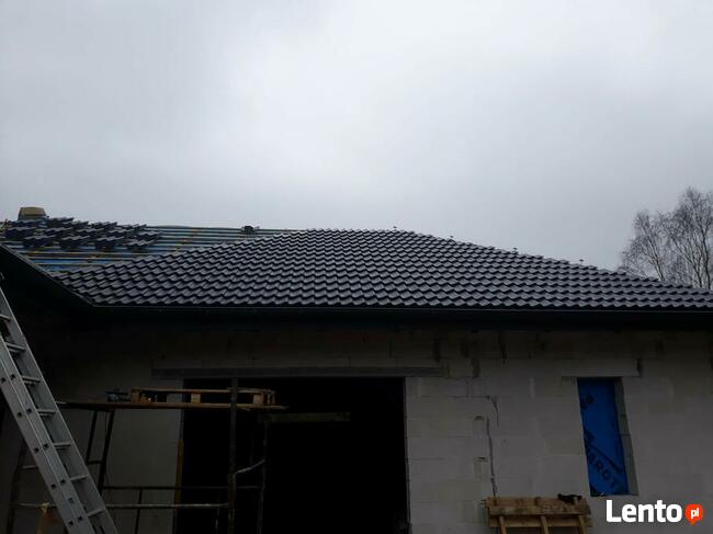 Dachy, Więźby, pokrycia dachowe