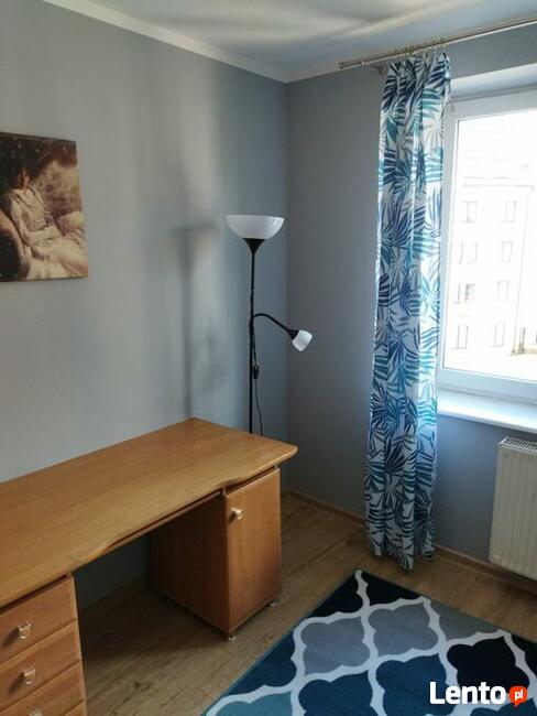 Jeden pokoj z balkonem w centrum