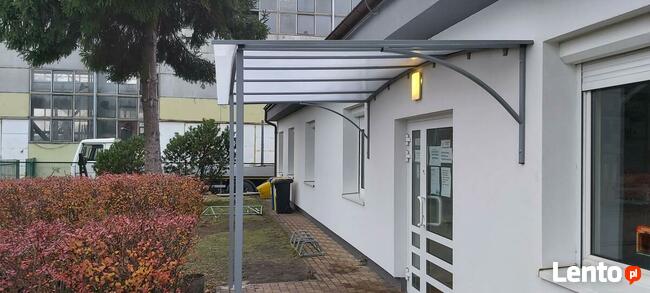 Daszki nad drzwi i balkonowe, zadaszenia poliwęglanowe