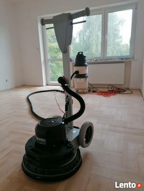 Cyklinowanie renowacja podłogi i schodów