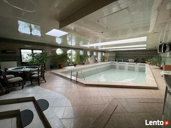 Sprzedam dom z krytym basenem ozonowanym, 2 x sauna, jacuzzi