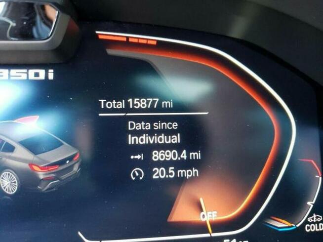 M850XI, 2020, porysowany lakier