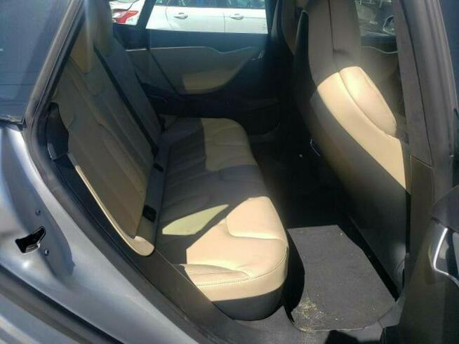 Tesla Model S 90D, 2017, od ubezpieczalni