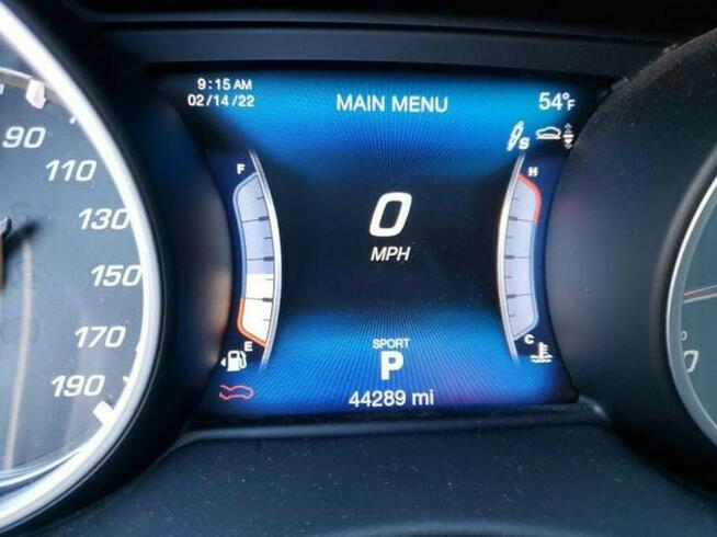 Maserati Levante 2017, 3.0L, 4x4, porysowany lakier