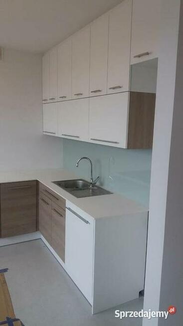 Meble na wymiar: kuchnie, szafy, garderoby