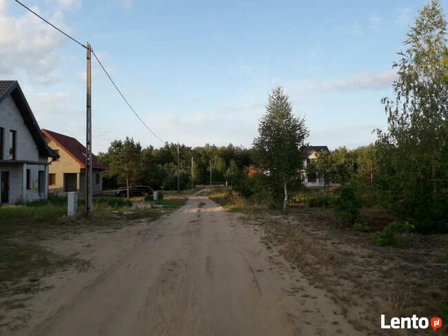 Działka budowlana 1000 m2, pod lasem, blisko Mazur