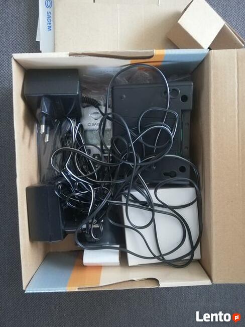 Telefon stacjonarny bezprzewodowy SAGEM D15T, dwie słuchawki