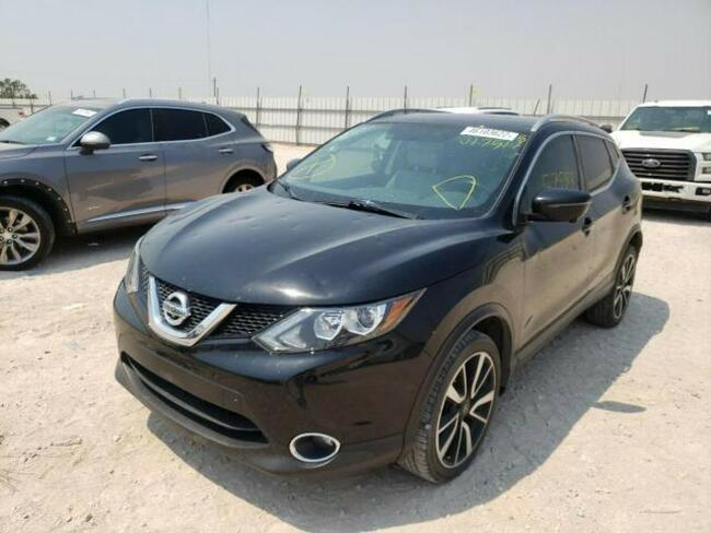 Nissan Qashqai 2017, 2.0L, po gradobiciu