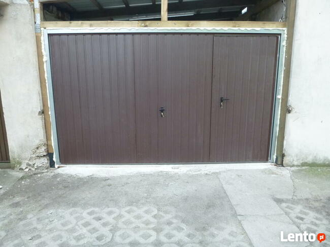 BRAMA podnoszona + dodatkowe drzwi