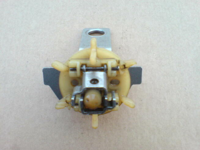 Regulator obrotów Briggs&Stratton Quantum Series 625 650 675