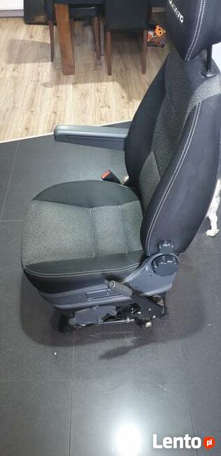 Fotel kierowcy Ducato z podłoketnikie 2018/21