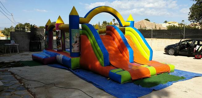 Dmuchańce Dmuchaniec dmuchana zjeżdżalnia dmuchany zamek