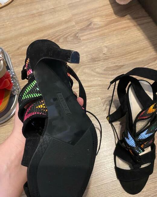 Sandały na szpilce 37 kolorowe