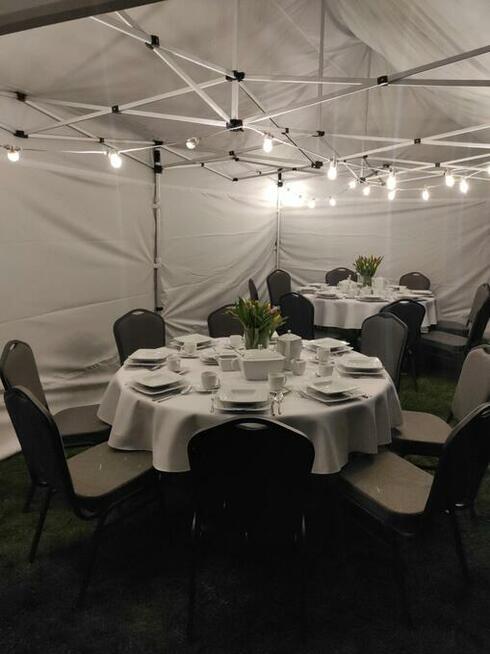 Wynajem namiotów, stołów, krzeseł, zastawy