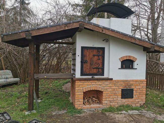 Wędzarnia ogrodowa z piecem do pizzy chleba
