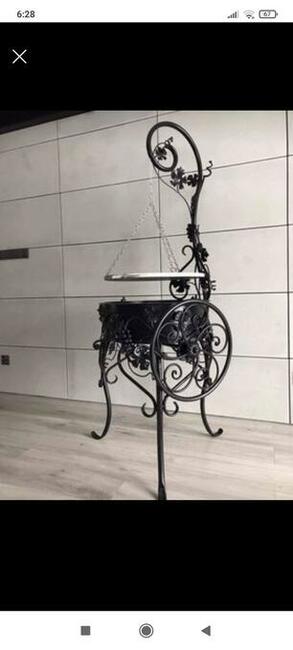 Huśtawki ogrodowe ozdobne