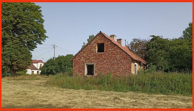 Duża działka z domkiem nad jeziorami z widokiem, blisko lasu