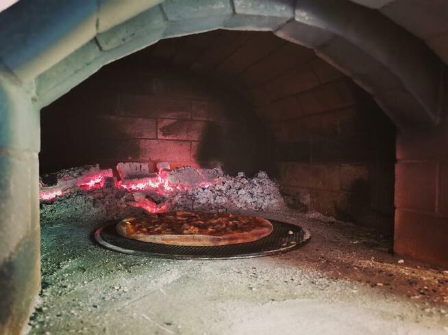 Piec chlebowy piec do pizzy wędzarnia kuchnia ogrodowa