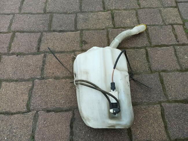 Reno Megane 2 II zbiorniczek spryskiwaczy XENON 8200104709c