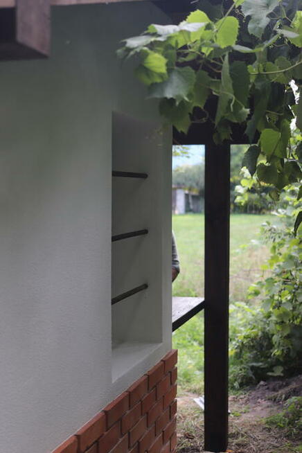 Wędzarnia ogrodowa z piecem do pizzy chleba