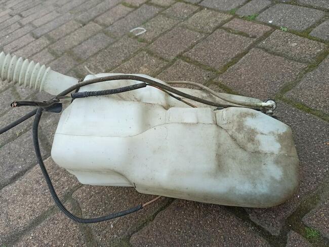Reno Megane 2 II zbiorniczek spryskiwaczy XENON 8200104709c