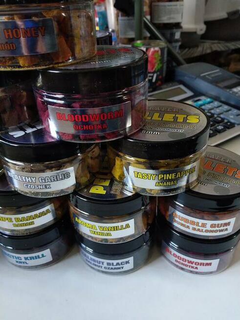 Pellet haczykowy 8mm z dziurką dużo smaków